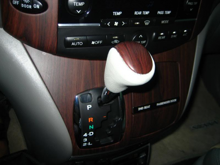Tự hào là chiếc TOYOTA SIENNA LE duy nhất VN lắp và độ nhiều đồ chơi ! Tự hào là chiếc TOYOTA SIENNA LE duy nhất VN lắp và độ nhiều đồ chơi !