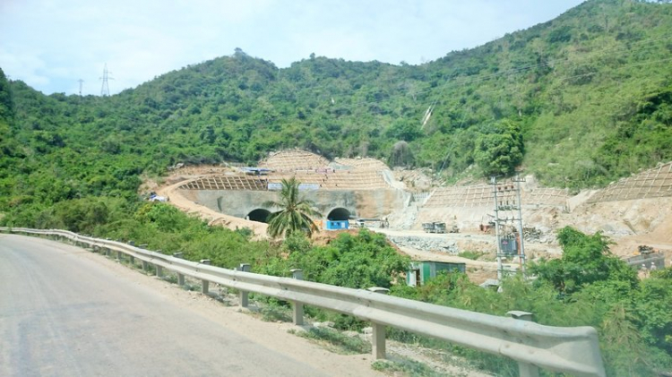 Chuyến du lịch hè 2014 biển và núi của nhà em. Chuyến du lịch hè 2014 biển và núi của nhà em.