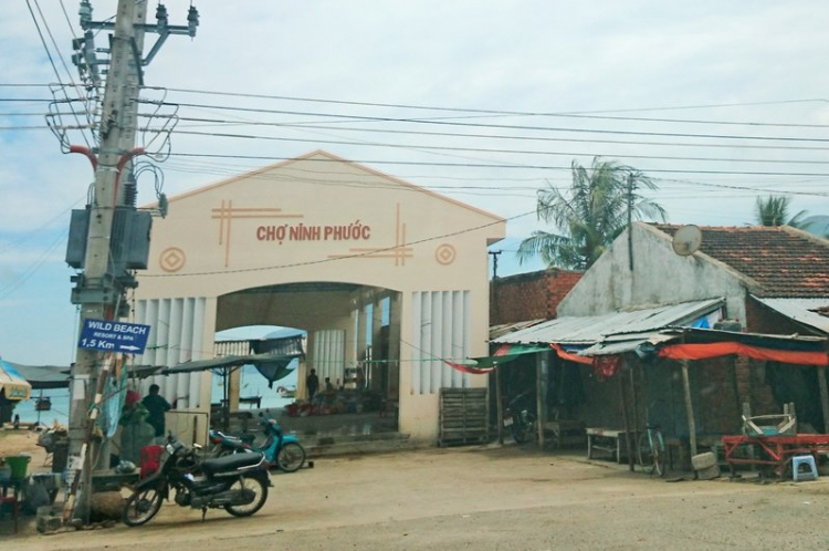 Chuyến du lịch hè 2014 biển và núi của nhà em. Chuyến du lịch hè 2014 biển và núi của nhà em.