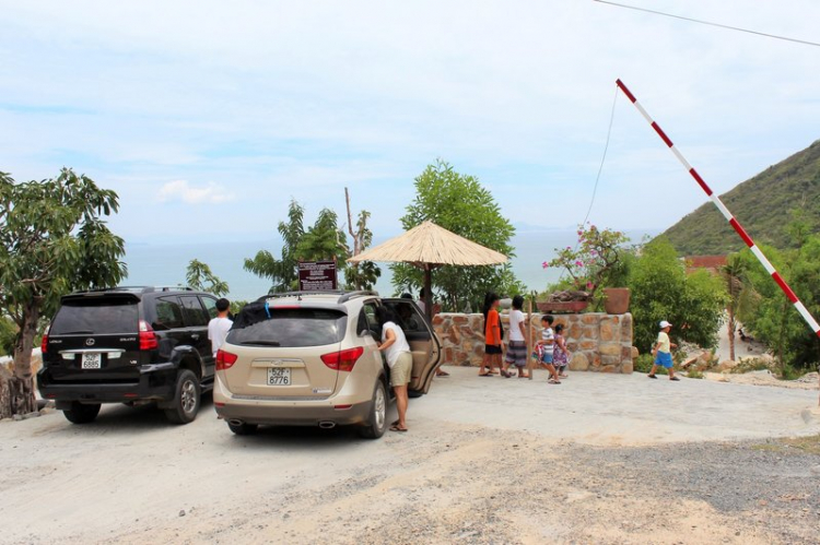 Chuyến du lịch hè 2014 biển và núi của nhà em. Chuyến du lịch hè 2014 biển và núi của nhà em.