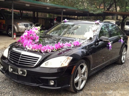 cho-thue-xe-mercedes-s550.jpg