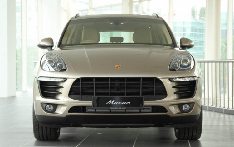 Cận cảnh chi tiết Porsche Macan sắp trình làng Việt Nam