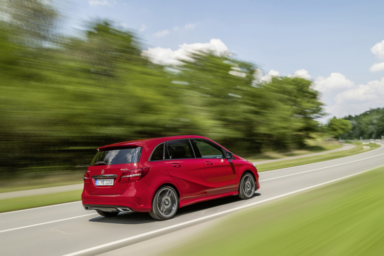 Mercedes-Benz sắp ra mắt B-Class facelift tại Paris Motor Show 2014