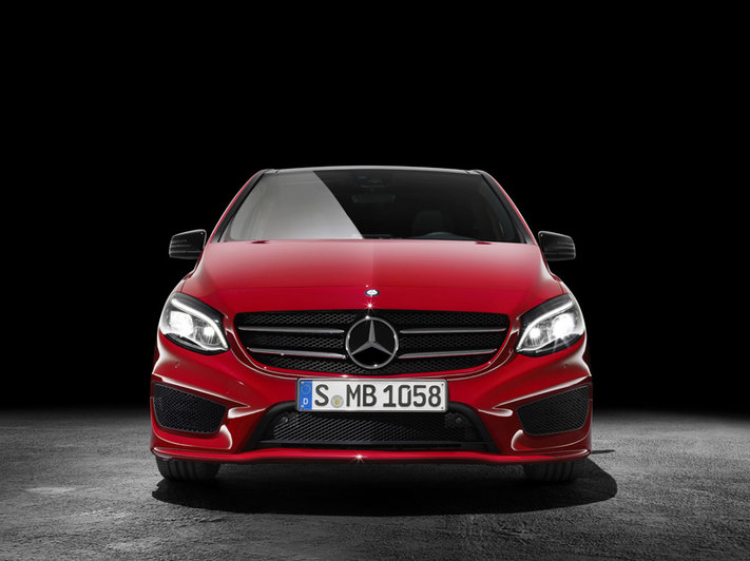 Mercedes-Benz sắp ra mắt B-Class facelift tại Paris Motor Show 2014