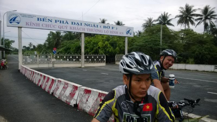 Xe đạp phượt Miền Tây mùa nước nổi - tham quan Cà Mau điểm cực Nam Tổ quốc Xe đạp phượt Miền Tây mùa nước nổi - tham quan Cà Mau điểm cực Nam Tổ quốc