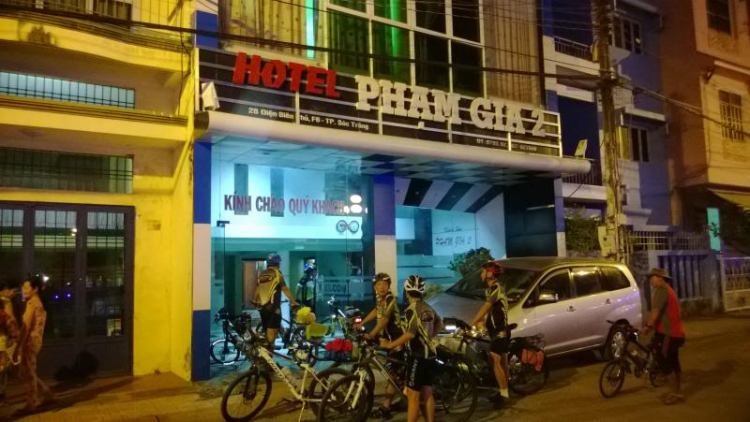 Xe đạp phượt Miền Tây mùa nước nổi - tham quan Cà Mau điểm cực Nam Tổ quốc Xe đạp phượt Miền Tây mùa nước nổi - tham quan Cà Mau điểm cực Nam Tổ quốc