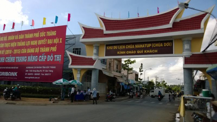 Xe đạp phượt Miền Tây mùa nước nổi - tham quan Cà Mau điểm cực Nam Tổ quốc Xe đạp phượt Miền Tây mùa nước nổi - tham quan Cà Mau điểm cực Nam Tổ quốc