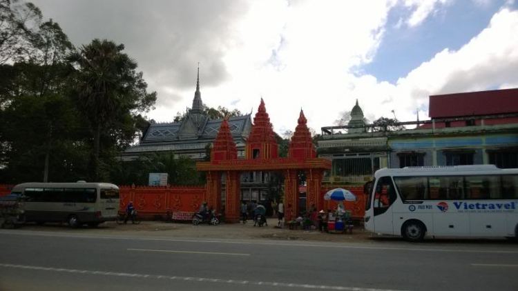 Xe đạp phượt Miền Tây mùa nước nổi - tham quan Cà Mau điểm cực Nam Tổ quốc Xe đạp phượt Miền Tây mùa nước nổi - tham quan Cà Mau điểm cực Nam Tổ quốc