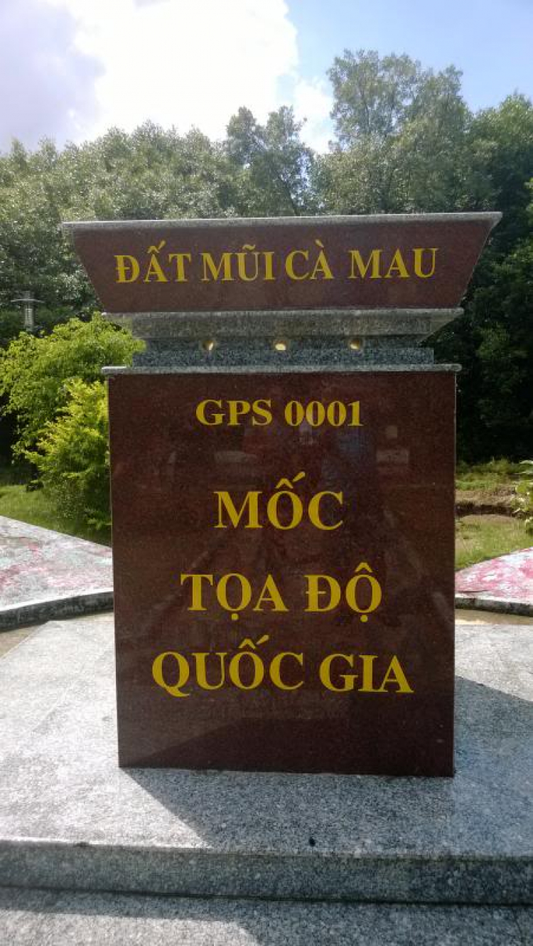 Xe đạp phượt Miền Tây mùa nước nổi - tham quan Cà Mau điểm cực Nam Tổ quốc Xe đạp phượt Miền Tây mùa nước nổi - tham quan Cà Mau điểm cực Nam Tổ quốc