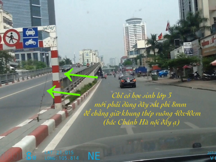 Video ý thức giao thông dân Thủ đô tệ thiệt.