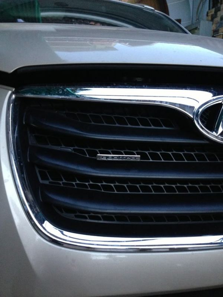 hyundai santafe già đã tắm rửa sạch các bác tham khảo ..... hyundai santafe già đã tắm rửa sạch các bác tham khảo .....