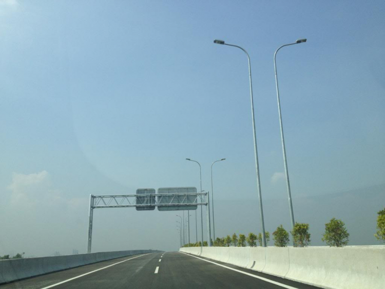 Hôm nay đường cao tốc TP.HCM - Long Thành - Dầu Giây