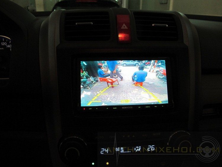 Em đi gắn DVD cho CRV