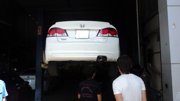 Cần tư vấn body kit + pô Civic 2013 Cần tư vấn body kit + pô Civic 2013