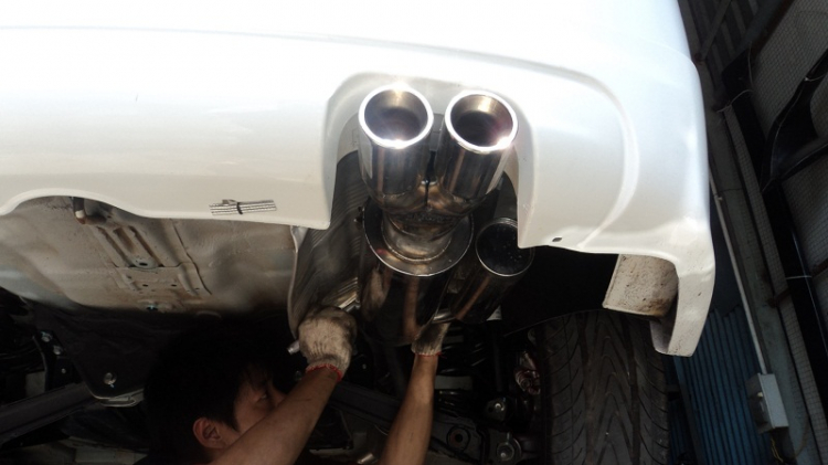 Cần tư vấn body kit + pô Civic 2013 Cần tư vấn body kit + pô Civic 2013