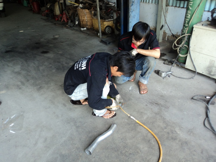 Cần tư vấn body kit + pô Civic 2013 Cần tư vấn body kit + pô Civic 2013