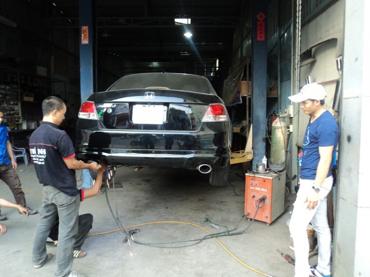 Body lip cho accord 2008