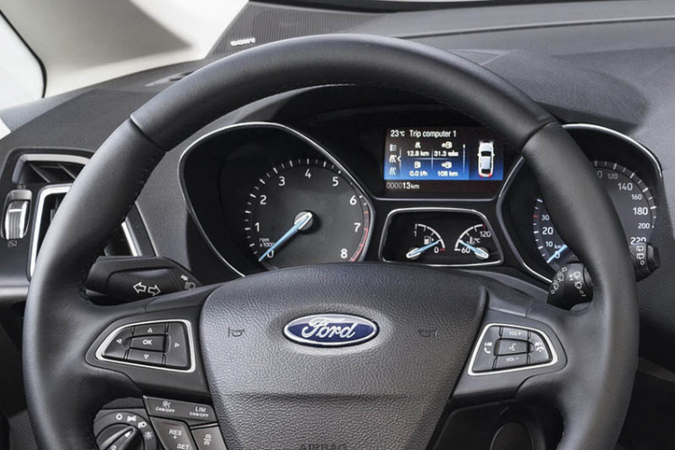 Ford C-Max facelift 2015 chính thức lộ diện