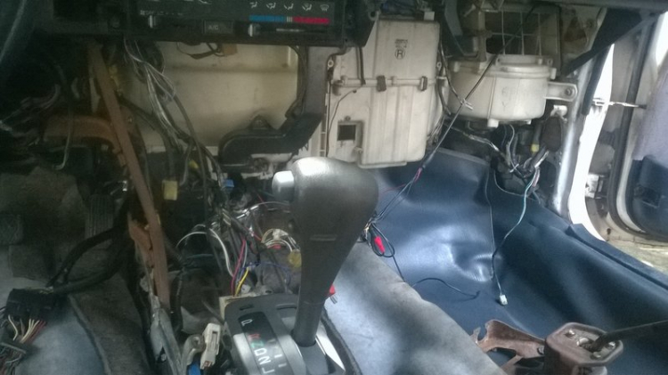 Em đã mua Corolla XL 1.6MT 1992 và kế hoạch là lên AT Em đã mua Corolla XL 1.6MT 1992 và kế hoạch là lên AT