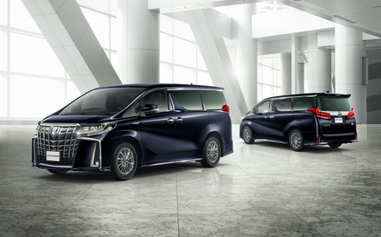 Toyota Alphard 2018 được nâng cấp từ trong ra ngoài, động cơ mới