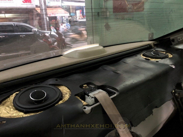 Camry với dàn âm thanh Khủng. Camry với dàn âm thanh Khủng.