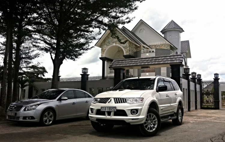 Xin cho em hỏi thăm về Pajero sport