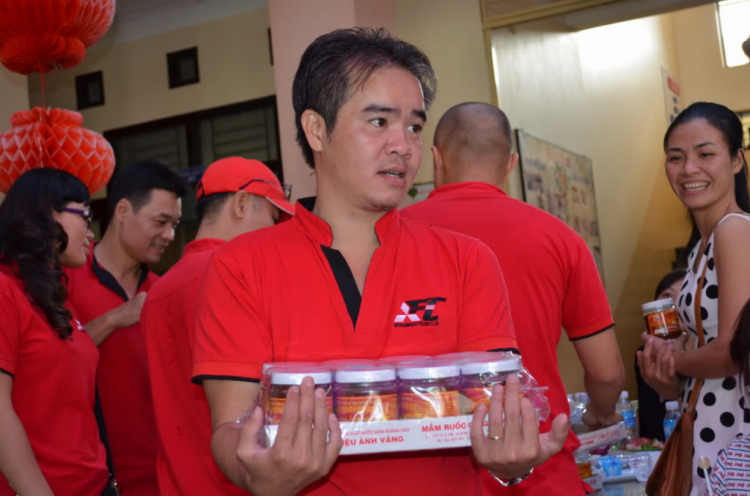 HÌnh ảnh chương trình từ thiện và đón năm mới 2014 tại Lagi HÌnh ảnh chương trình từ thiện và đón năm mới 2014 tại Lagi