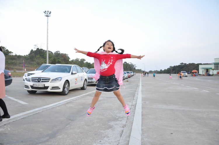 Ký sự hành trình Caravan đầu năm 2014 của MBFC khám phá đất nước nụ cười Ký sự hành trình Caravan đầu năm 2014 của MBFC khám phá đất nước nụ cười