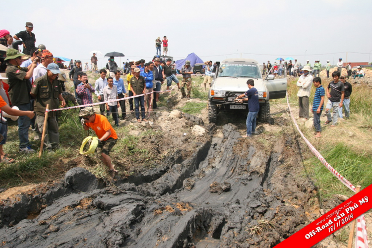 Cuộc thi Off-Road tại chân cầu Phú Mỹ 18/1/2014