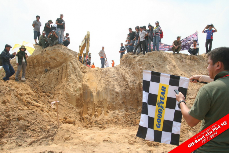 Cuộc thi Off-Road tại chân cầu Phú Mỹ 18/1/2014