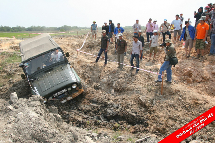 Cuộc thi Off-Road tại chân cầu Phú Mỹ 18/1/2014