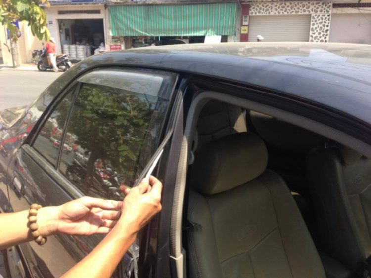 Dây cao su dán cách âm, gia cố cánh cửa các loại xe Dây cao su dán cách âm, gia cố cánh cửa các loại xe