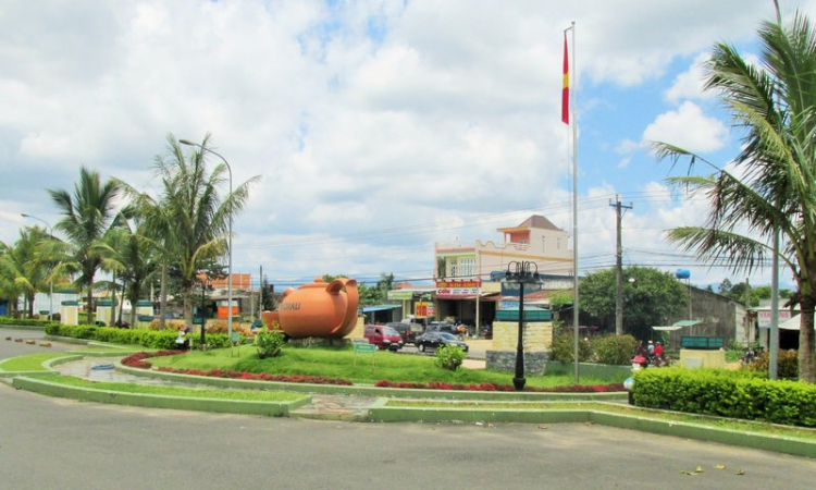 Chuyến du lịch hè 2014 biển và núi của nhà em. Chuyến du lịch hè 2014 biển và núi của nhà em.