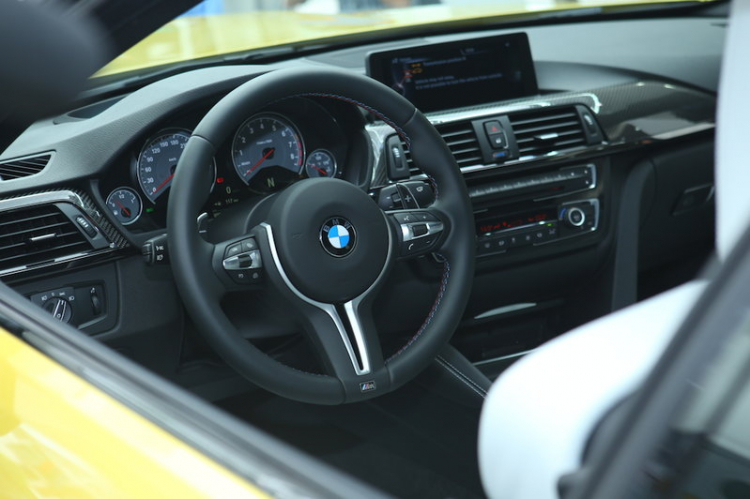 Ra mắt BMW M4 Coupe giá 3,998 tỷ đồng tại Việt Nam Ra mắt BMW M4 Coupe giá 3,998 tỷ đồng tại Việt Nam