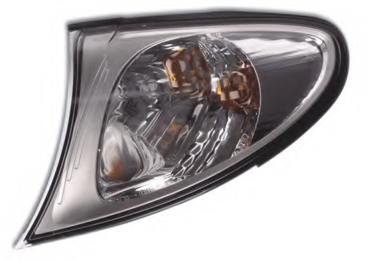 Chế đèn xi nhan vàng BMW 318i thành màu trắng. Chế đèn xi nhan vàng BMW 318i thành màu trắng.
