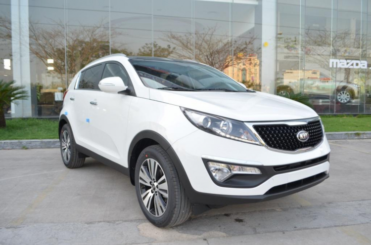 Kia sportage 2014 mới về showroom e nè các bác ơi