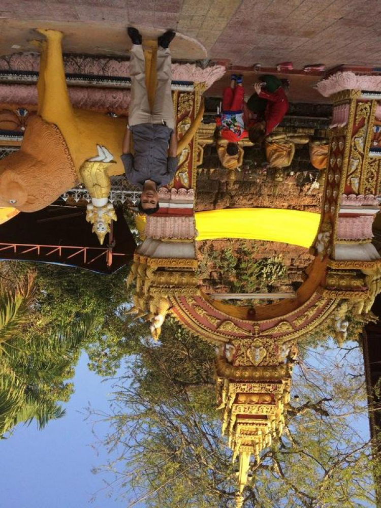 Đi du lịch Lào bằng ô tô!- Tường thuật lại chuyến đi Lào- Thái Lan( Tết Giáp ngọ -trang 3) Đi du lịch Lào bằng ô tô!- Tường thuật lại chuyến đi Lào- Thái Lan( Tết Giáp ngọ -trang 3)