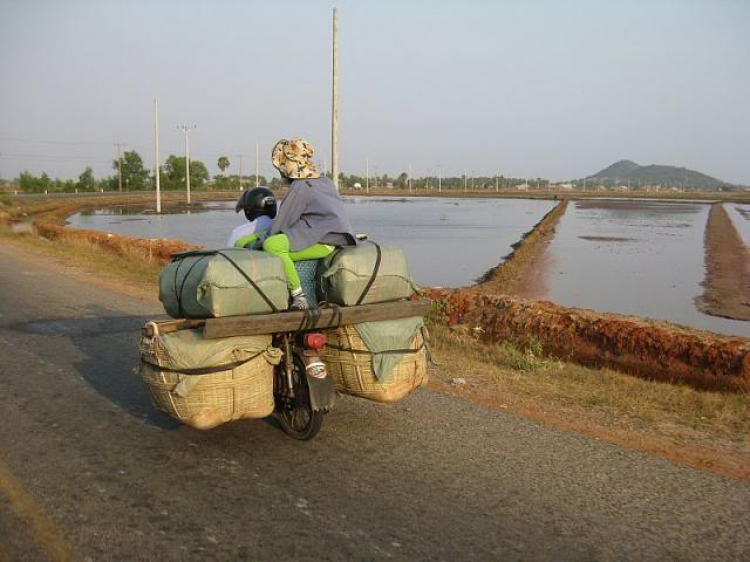 Đầu Năm : Khám phá thành phố cổ Kampot - KamPuChia