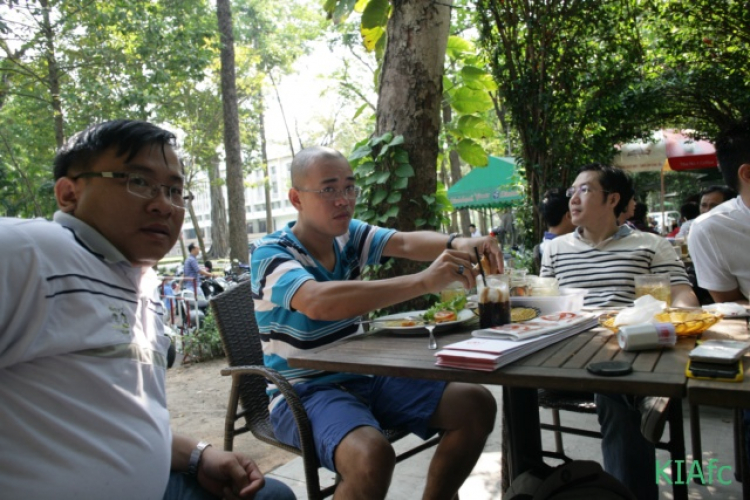 Cafe ộp ẹp sáng chủ nhật hàng Tuần KIAfc , ngày 2/3 Off Cafe ở Dinh Độc lập vào lúc 9H Cafe ộp ẹp sáng chủ nhật hàng Tuần KIAfc , ngày 2/3 Off Cafe ở Dinh Độc lập vào lúc 9H