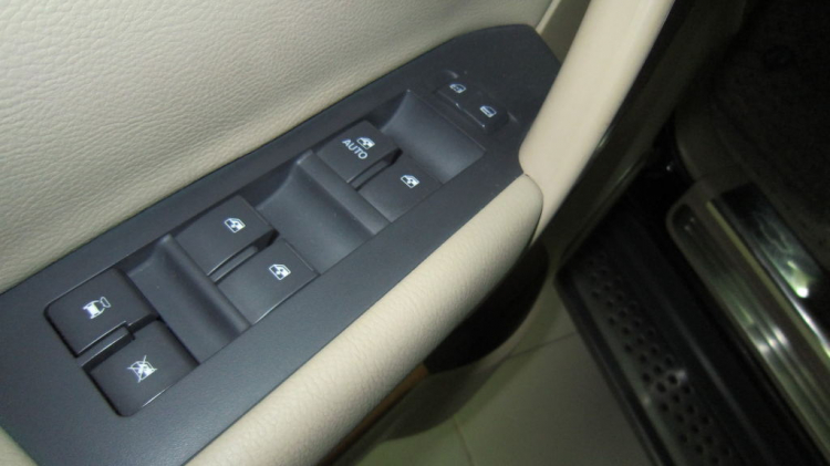 HAI LẦN YÊU CHEVROLET CAPTIVA LT.....LTZ. HAI LẦN YÊU CHEVROLET CAPTIVA LT.....LTZ.