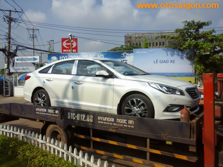 Hyundai Sonata 2015 có mặt tại Sài Gòn, lộ giá bán