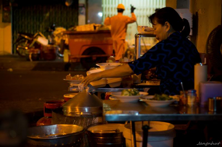 Sài Gòn by night