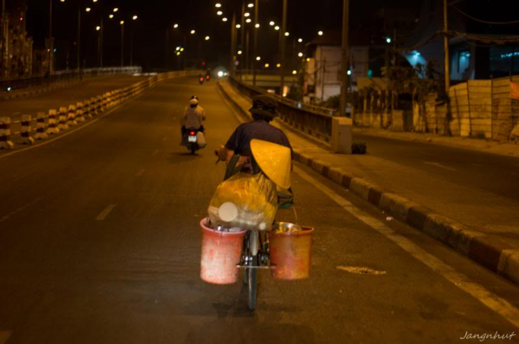 Sài Gòn by night