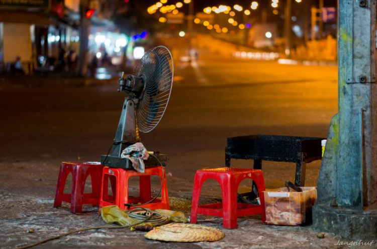 Sài Gòn by night