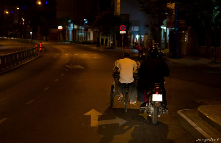 Sài Gòn by night