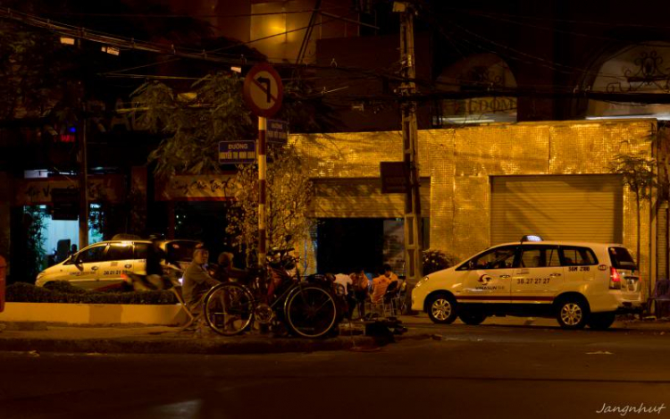 Sài Gòn by night