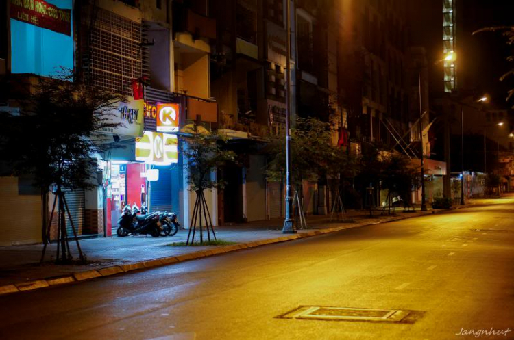 Sài Gòn by night