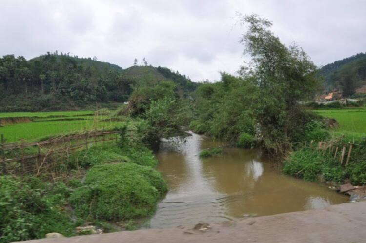 Re: Các cuộc hành trình của "Hắn" Re: Các cuộc hành trình của "Hắn"