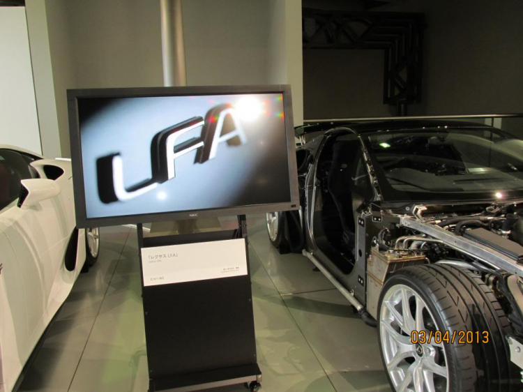 Siêu xe LFA của Lexus bị rao bán hàng loạt