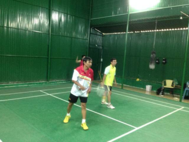 OS BADMINTON - KIAFC - Giao lưu gặp gỡ thứ 3-5 tại NVH LAO ĐỘNG - 18h - 21h